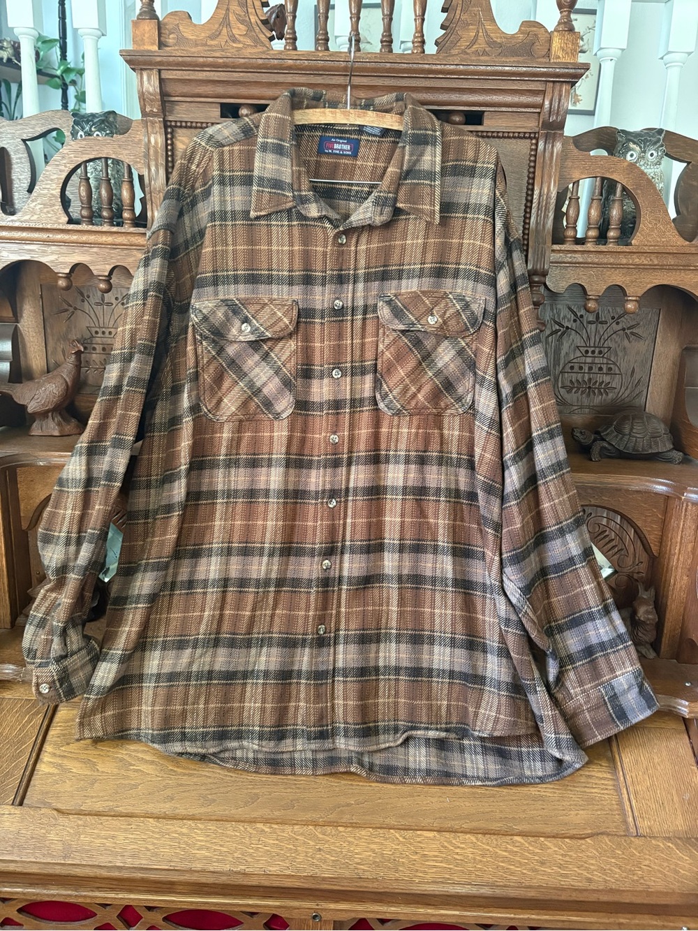 Men's Thick Cotton Plaid Button-Up Shirt in Brown and Tan